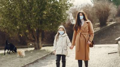 Эпидемиолог Горелов заявил, что дети чаще всего заражаются коронавирусом от родителей - inforeactor.ru