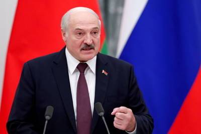 Александр Лукашенко - Лукашенко заявил о пользе COVID-19 в борьбе с онкологией - lenta.ru - Белоруссия - Минск