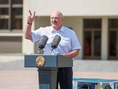 Александр Лукашенко - Ковидный «скептик» и лауреат Шнобелевской премии Лукашенко вновь отличился, заявив, что COVID-19 может стать «лекарством» от онкологии - rosbalt.ru - Белоруссия - Минск