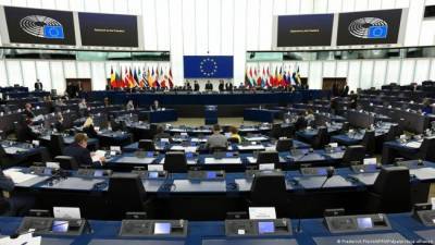 Европарламент постановил отказать Польше в финансовой помощи - eadaily.com - Евросоюз - Польша - деревня Ляйен - Варшава