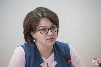 Елена Богдан - Представитель Минздрава признала, что Беларусь значительно отстает по темпам вакцинации против COVID-19 - naviny.by - Белоруссия