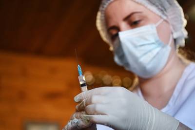 Минздрав утвердил форму сертификата о вакцинации от коронавируса - lenta.ru - Россия