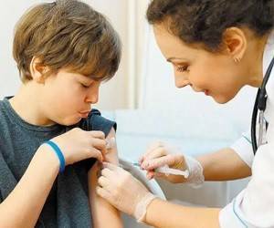 Минздрав разрешил прививать от коронавируса вакциной Pfizer украинских детей от 12 до 17 лет - goodnews.ua