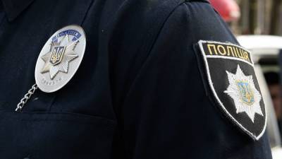 Денис Монастырский - Украинским полицейским раздадут ковид-значки - sharij.net