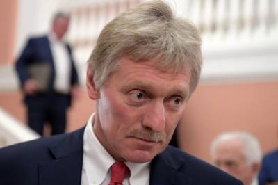 Дмитрий Песков - Песков заявил, что губернаторы могут продлевать ковидные ограничения - aif.ru - Россия
