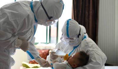 Владимир Чуланов - Почти 60 тысяч детей с коронавирусом остаются на лечении в РФ - newizv.ru - Россия