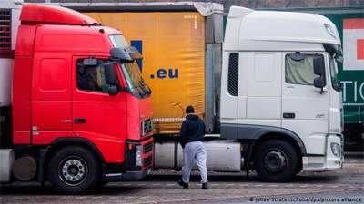 Дефицит дальнобойщиков в Германии: нужны трудовые мигранты и рост зарплат - bin.ua - Украина - Англия - Германия