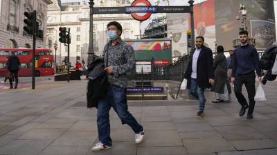 В Британии за сутки выявили порядка 41 тысячи случаев коронавируса - russian.rt.com - Англия