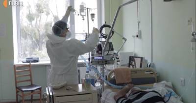 "Лежат в коридорах": областная больница во Львове на 100% заполнена больными COVID-19 (видео) - focus.ua - Украина - Львов - Львовская обл.