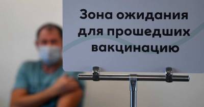 Владимир Гущин - В России не выявили ни одной смерти из-за вакцинации от COVID - ren.tv - Россия