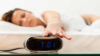 Ученые рассказали о негативном эффекте недосыпа - iz.ru - Сша - Израиль - Бразилия