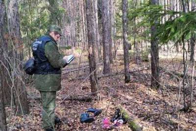 Появились подробности об умершей в лесу рядом с десятилетней дочерью россиянке - lenta.ru
