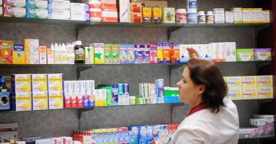 Фармацевтам хотят разрешить проводить вакцинацию - rus.delfi.lv - Латвия