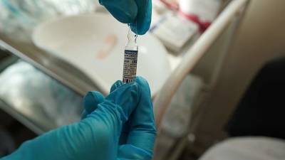 Борис Чурадзе - Россиян предупредили о рисках при неполном цикле вакцинации от COVID-19 - iz.ru - Израиль