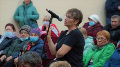 О проблемах с теплом и управляющей компанией рассказали мэру жители Озерского - sakhalin.info