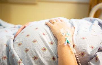 Медики: В Минске за две недели умерли три беременных с COVID-19 - charter97.org - Белоруссия - Минск