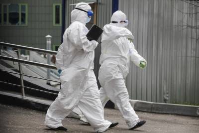 Максимум смертей с COVID-19 за сутки отмечен в РФ - 1 163 - mk.ru - Россия