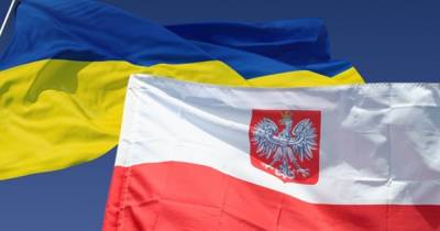 "Заставляют эмигрировать". МИД Польши заявил о масштабной дискриминации поляков в Украине - focus.ua - Украина - Польша
