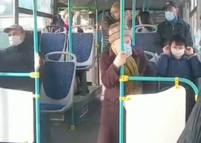 В Рязани водитель автобуса отказывался двигаться, пока пассажиры не наденут маску - 7info.ru - Рязань