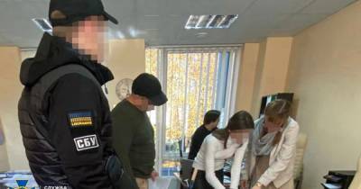 В Сумской области украли 2,7 млн гривень, выделенных на борьбу с COVID-19 - dsnews.ua - Украина - Сумская обл.