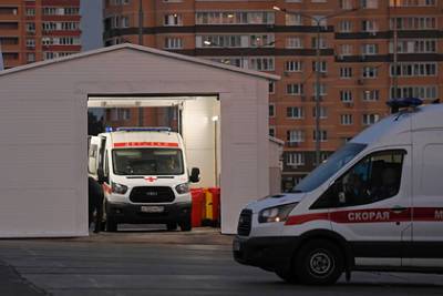 В России побит рекорд по смертям пациентов с коронавирусом - lenta.ru - Россия