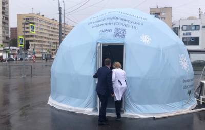 Шатёр для вакцинации у метро «Приморская» больше не принимает горожан - neva.today - Санкт-Петербург