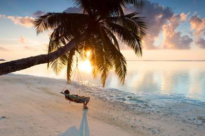 Россиянам назвали открытые экзотические курорты для пляжного отдыха осенью - lenta.ru - Мальдивы - Марокко - Тунис