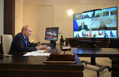 Владимир Путин - Татьяна Голикова - Путин призвал россиян вовремя проходить ревакцинацию от COVID-19 - tvc.ru - Россия