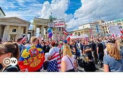 Ковид-дисседенты протестуют, власти ужесточают антиковидные меры - newsland.com - Франция - Испания - Словения