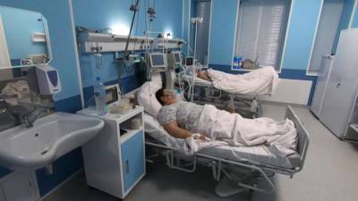 За сутки 25 133 человека заразились коронавирусом, 929 умерли - vesti.ru - Россия