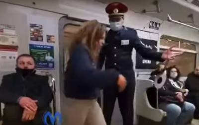 На украинцев начали "охоту" в транспорте, показательное видео: что грозит нарушителям - politeka.net - Украина - Киев