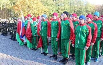 В Жодино, в разгар четвертой волны COVID-19, ябатьки собрались на шабаш - charter97.org - Белоруссия