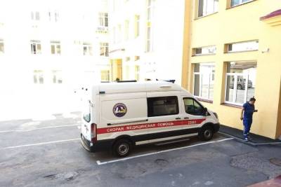 Дмитрий Лисовец - Еще две больницы в Петербурге бросили на борьбу с коронавирусом - spb.mk.ru - Санкт-Петербург
