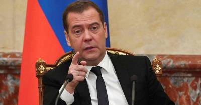 Дмитрий Медведев - Медведев предупредил о начале продовольственного кризиса в мире - ren.tv - Россия