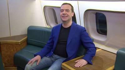 Дмитрий Медведев - Медведев сравнил торговое противостояние США и Китая с холодной войной - actualnews.org - Россия - Сша - Китай
