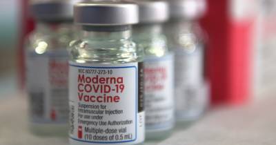 COVID-вакцину Moderna проверяют на редкий побочный эффект - dsnews.ua - Сша