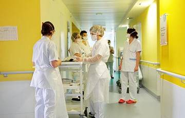 Треть врачей из «ковидных зон» России готовы уволиться из-за перегрузок - charter97.org - Россия - Белоруссия