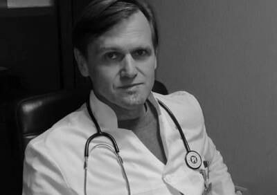 В Челябинске от ковида умер врач-гомеопат, выступавший против прививок - ya62.ru - Челябинск