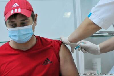 За сутки в Курганской области прививки от коронавируса поставили 2 986 человек - kikonline.ru - Курганская обл.