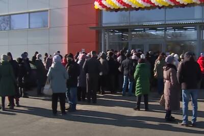 Новый магазин «Абсолют» собрал толпу читинцев на открытии во время ограничений - chita.ru - Чита