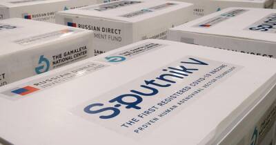 Российскую вакцину "Спутник V" начнут производить в Сирии - ren.tv - Россия - Сирия