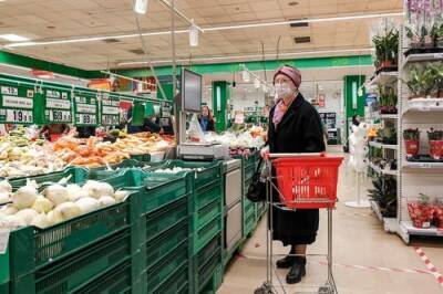 Экономист Виолетта Хачатурян: снизить цены на продукты в России поможет отказ от импортных товаров - argumenti.ru - Россия