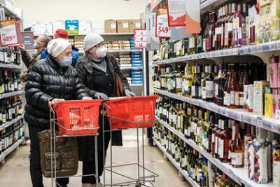 Ярослав Нилов - В Госдуме оценили последствия запрета на продажу алкоголя без QR-кодов - lenta.ru