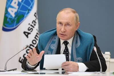 Владимир Путин - Путин предупредил о вероятности появления более опасных штаммов коронавируса - lenta.ru - Россия
