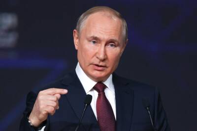 Владимир Путин - Владимир Путин заявил о возможном появлении более опасных штаммов COVID-19 - abnews.ru