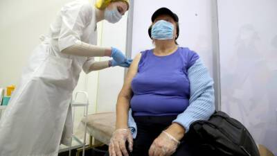 Рекорд по вакцинации за сутки установлен в Петербурге - mir24.tv - Санкт-Петербург