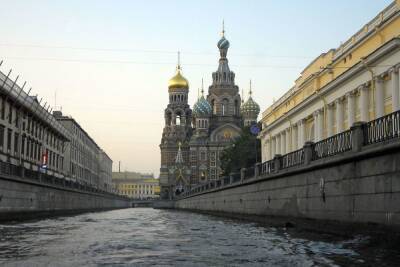 В Санкт-Петербурге начали действовать новые коронавирусные ограничения - mk.ru - Санкт-Петербург