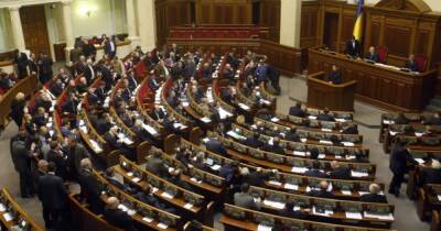 Руслан Стефанчук - Вакцинированные депутаты получили спецпропуск для "упрощенного входа" в Раду - dsnews.ua - Украина