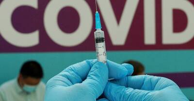 Купившим сертификат о вакцинации москвичам назвали способ сделать прививку - moslenta.ru