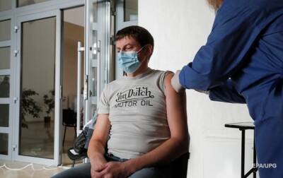 Украинцам ввели более 21 млн доз COVID-вакцин - korrespondent.net - Украина